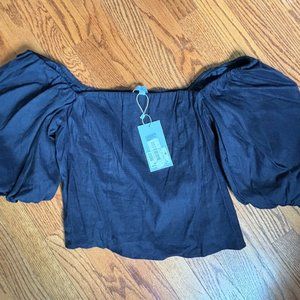 Crop off shoulder top